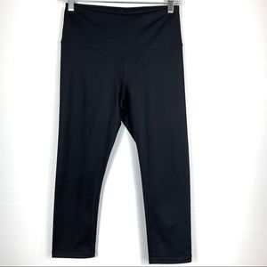 Nordstrom Z by Zella Black Cropped Capri Leggings